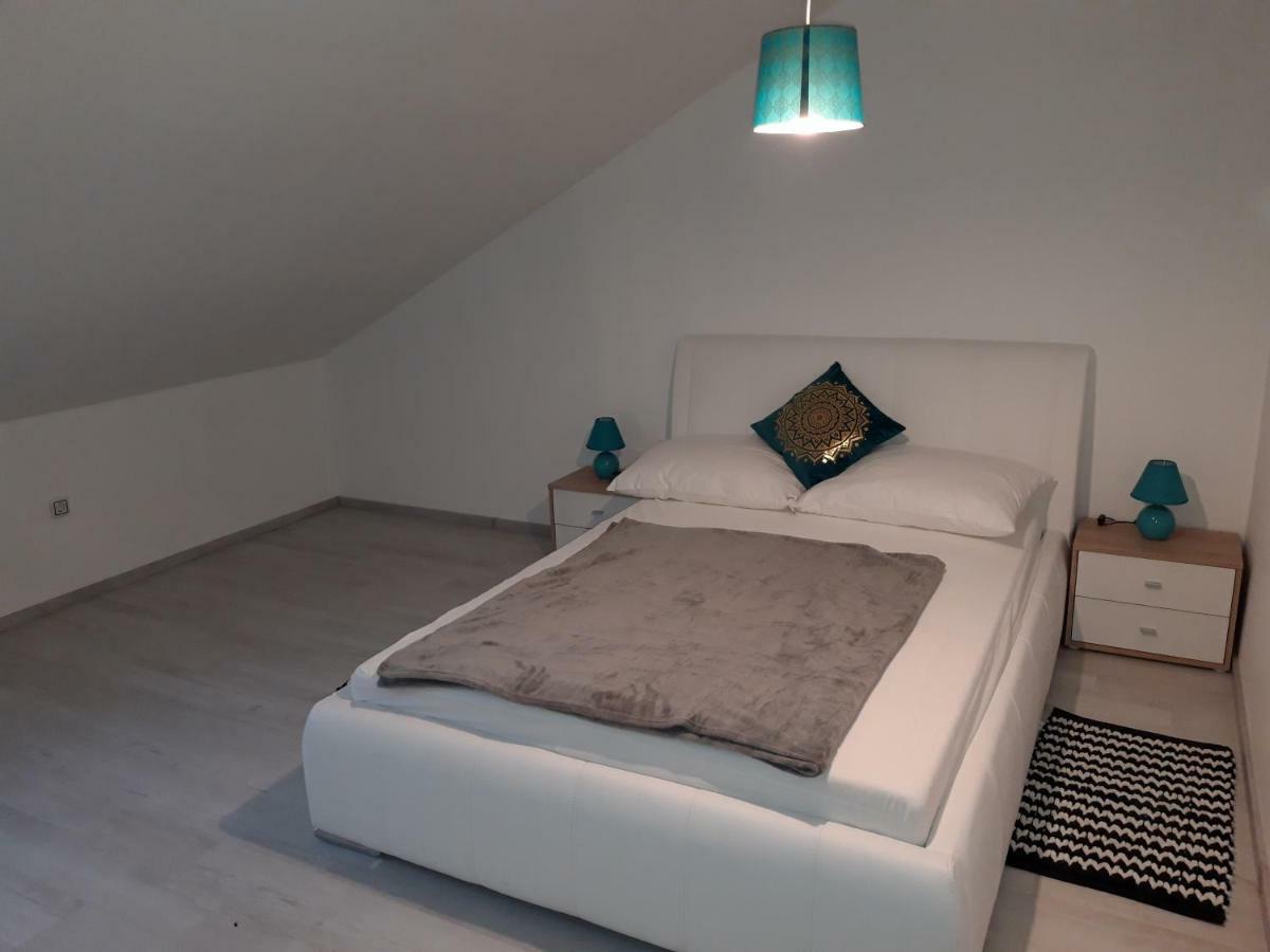 Apartman Mohenski ザグレブ エクステリア 写真
